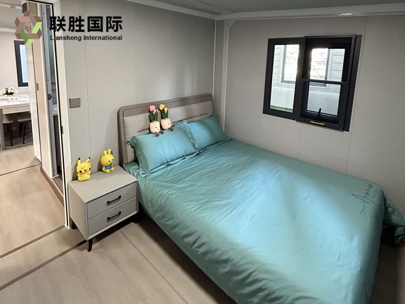 30FT and 40FT Expandable Container House