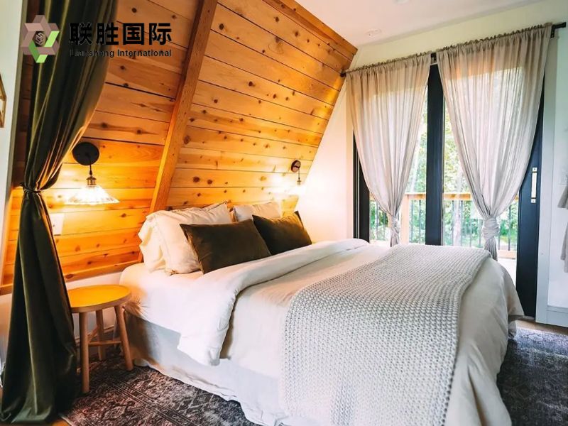 Deluxe Steel Structure Triangle Modular Prefabricated Small House